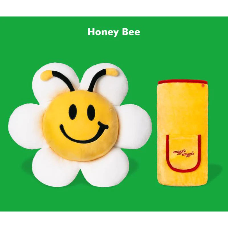 Wiggle Wiggle 蜜蜂花花攬枕加毛氈 Bee Cushion with blanket