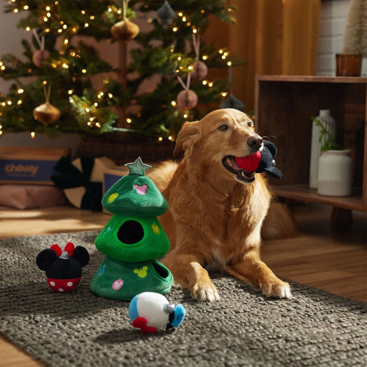 Disney Mickey & Friends Christmas Tree Hide & Seek Plush Squeaky Toy 迪士尼聖誕樹玩具