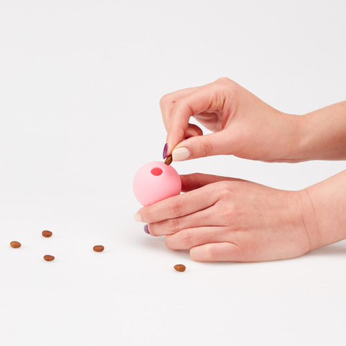 AHAHLAND 漏食波波乳膠玩具