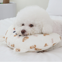 Ritogato 寵物涼感半月枕 Halfmoon Cool Cushion (W Bear)