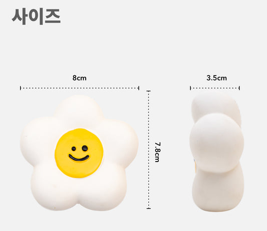 BaconBox Strawberry Flower Latex Toy 花花乳膠玩具