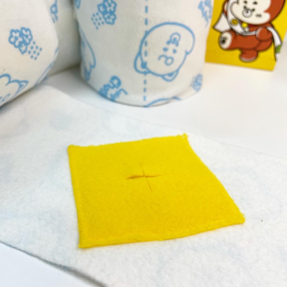 韓國 Laughing Charlie Tissue Toy 紙巾筒藏食玩具